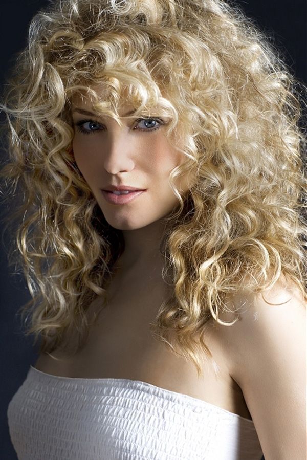 Curly hair blonde